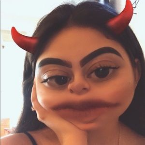 Meet your Posher, Karla